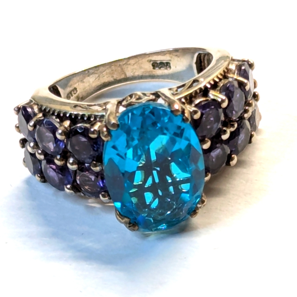 Vintage stamped silver with blue &purple Gemstones ring sz 7 With Case